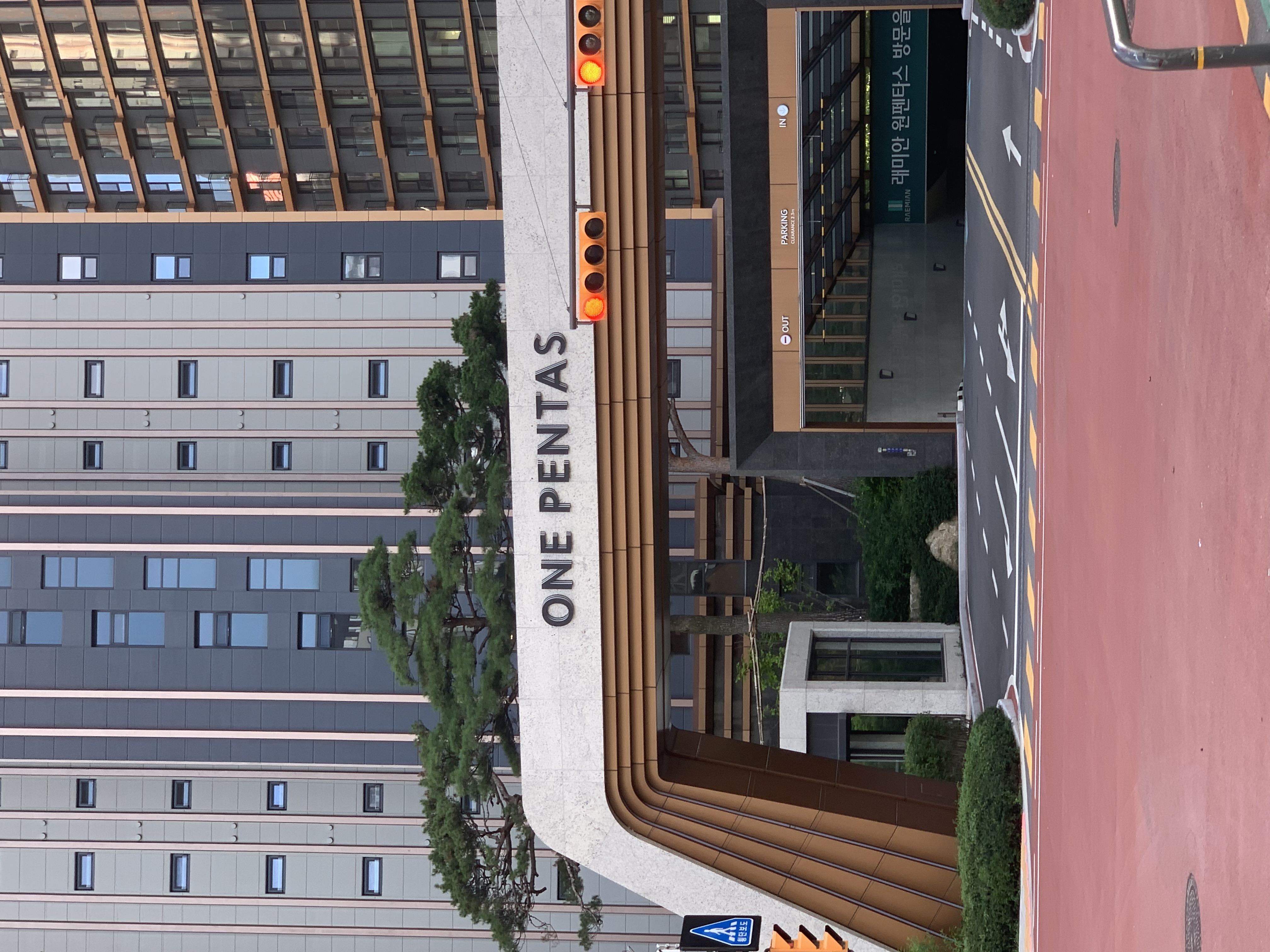 Apartment entrance 3